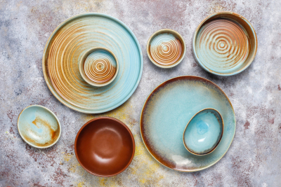 Od starożytnych Chin do współczesnych trendów - historia porcelany i jej wpływ na dzisiejszych designerów
