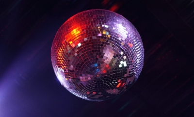 Jak żyją gwiazdy disco polo? Jakie są najnowsze przeboje?