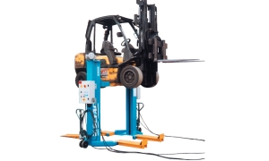 Lifts for heavy machinery - use and repair